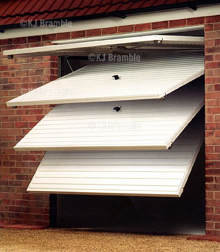 Tiverton Garage Doors